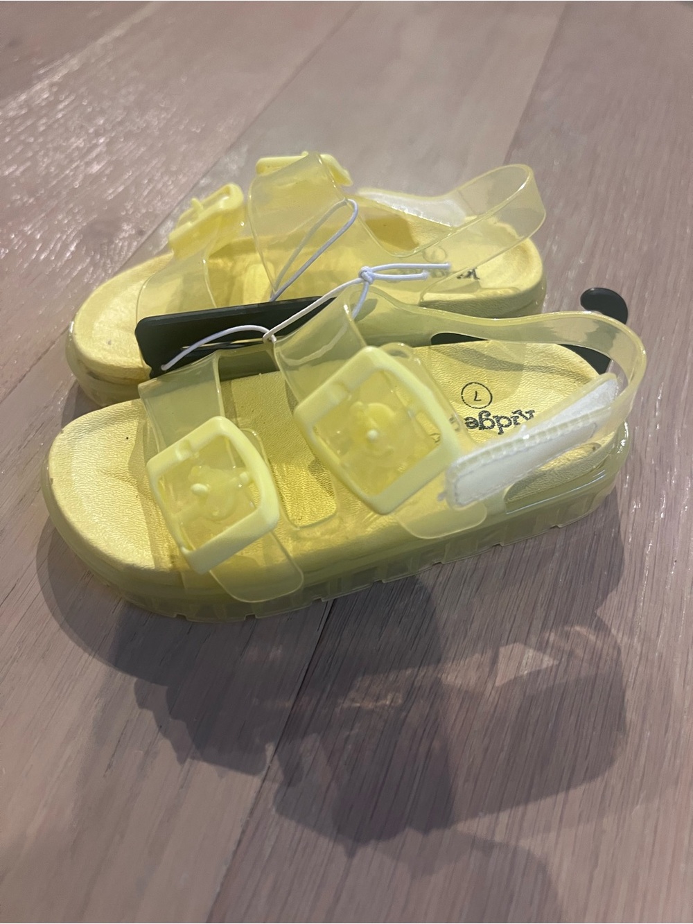 Kidgets Yellow Jelly Buckle Sandals for Kids